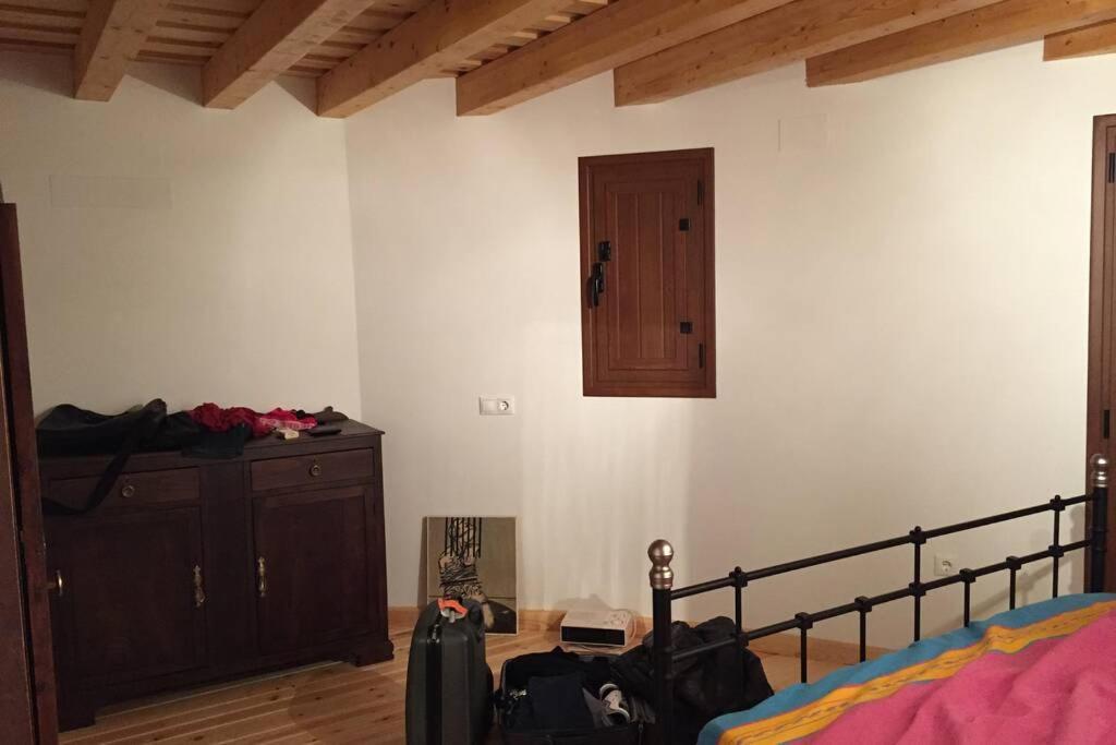 Casa Con Encanto En Poyales Del Hoyo Exteriör bild