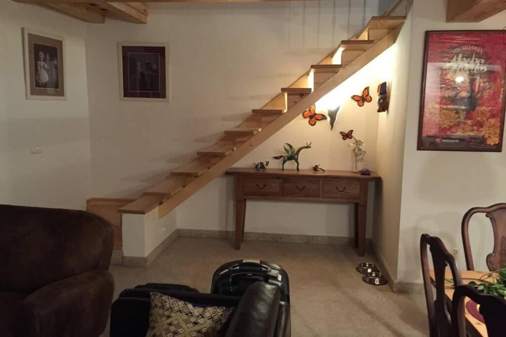 Casa Con Encanto En Poyales Del Hoyo Exteriör bild